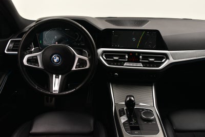 BMW 330e M-Sport aut.