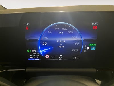 Mercedes EQA250+ Progressive Van