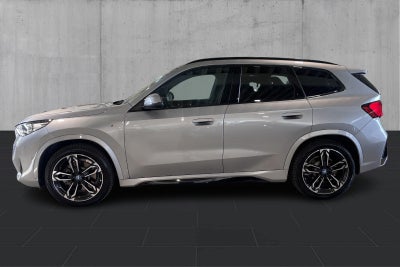 BMW iX1 xDrive30 M-Sport BMW iX1 xDrive30 M-Sport - 1