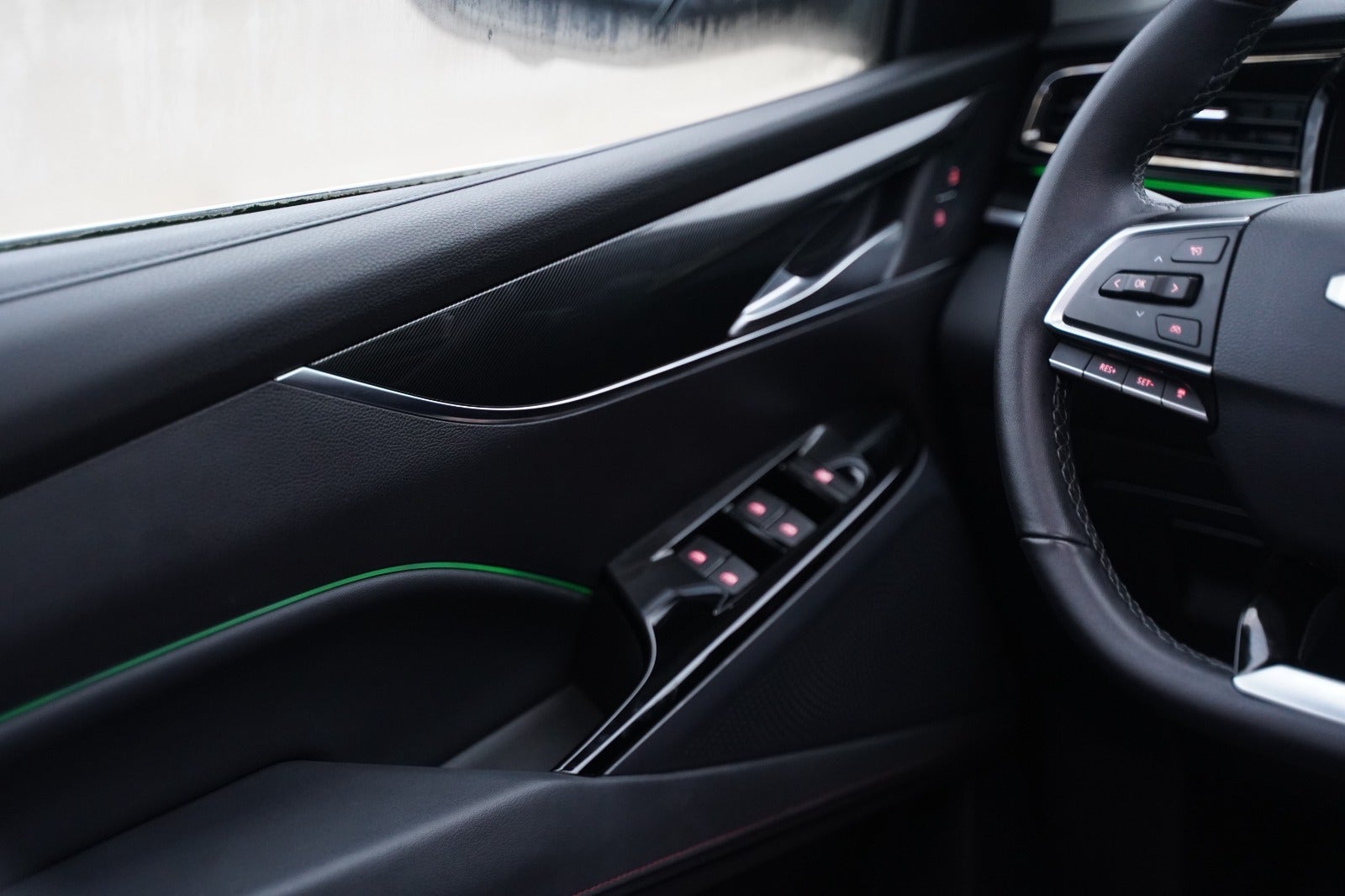 Billede af Maxus Euniq6 70 