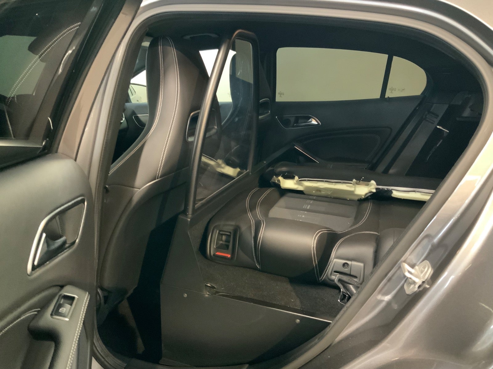 Mercedes-Benz GLA 200 d