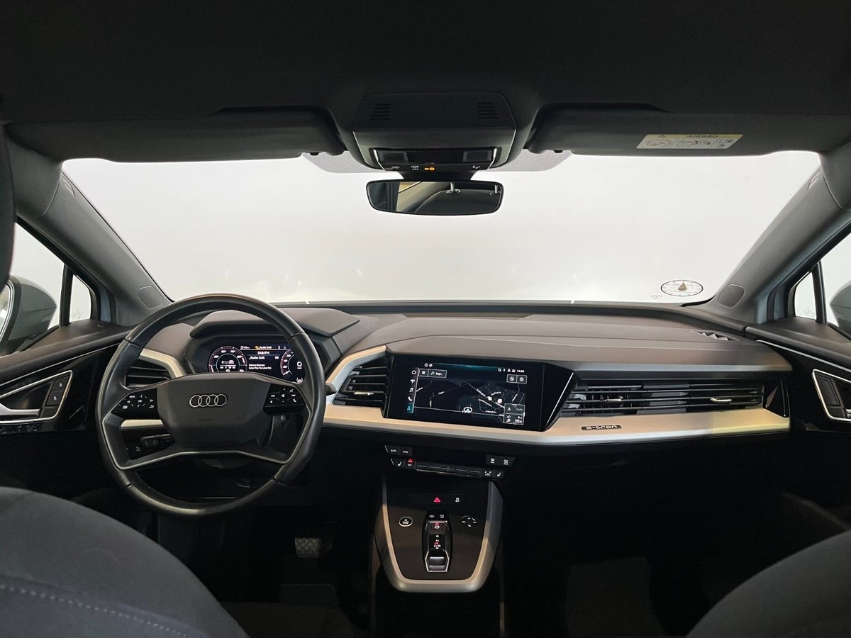 Audi Q4 e-tron S-line quattro Van