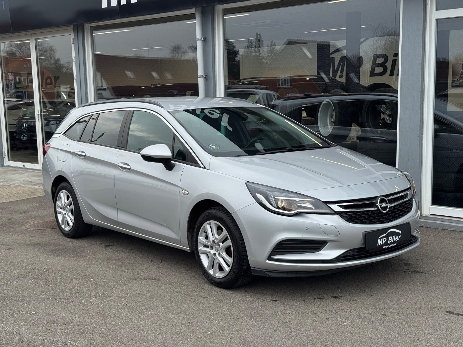 Billede af Opel Astra 1,4 T 150 Enjoy Sports Tourer