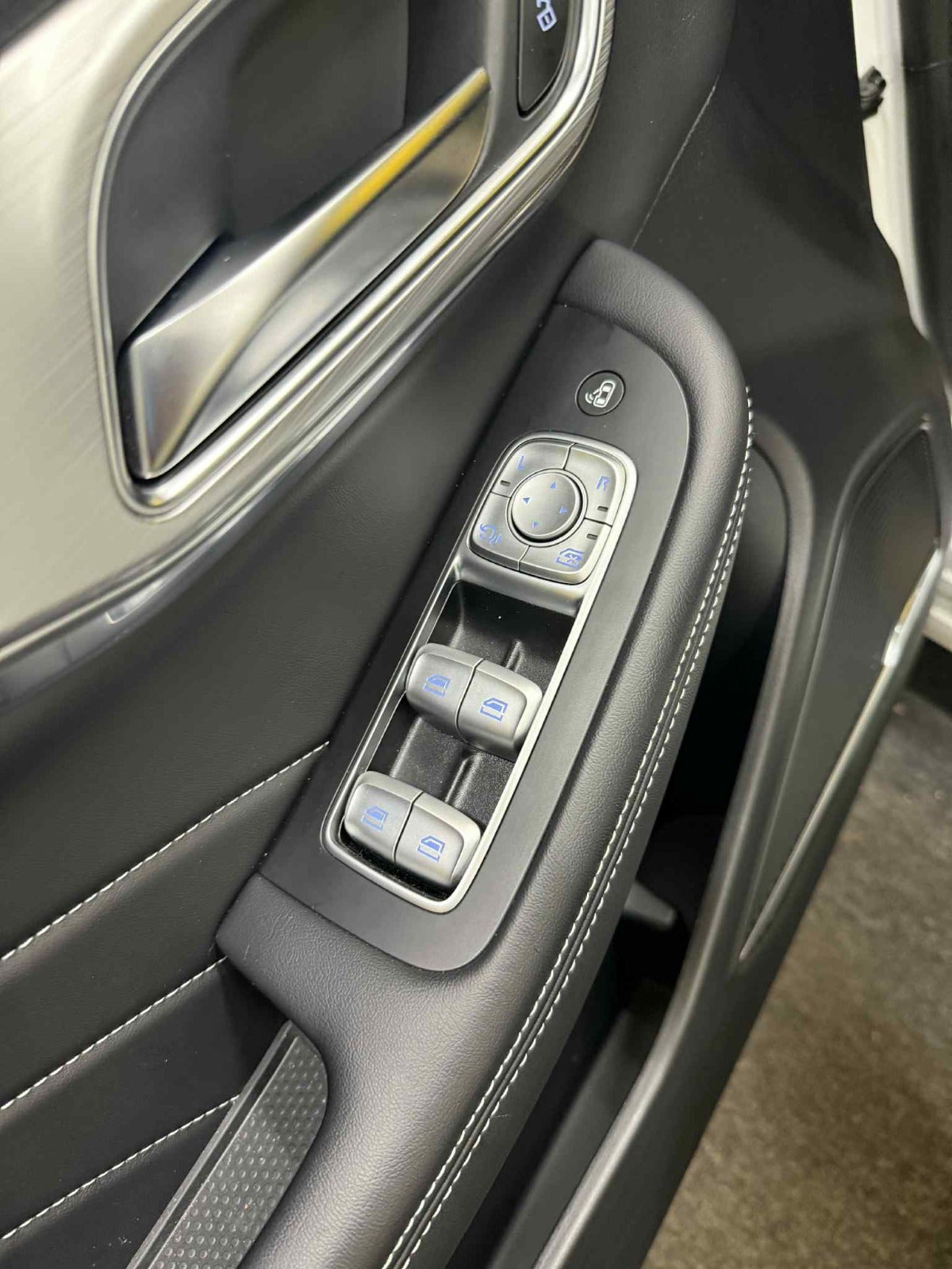 Billede af MG Marvel R Luxury