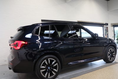 BMW iX3 Charged M-Sport