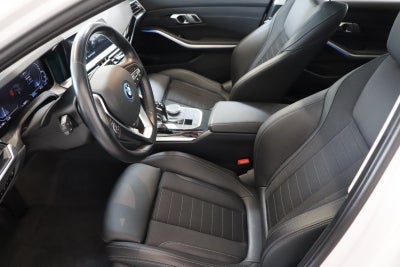BMW 330e Touring Sport Line aut.