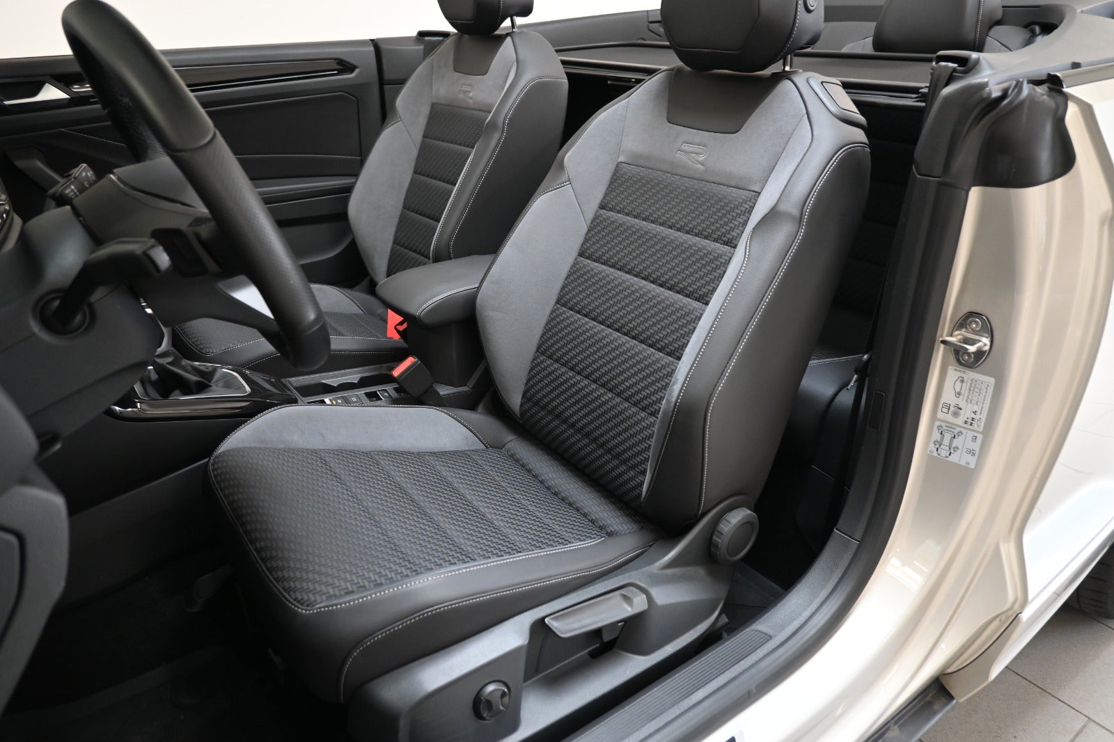 VW T-Roc TSi 150 R-line Cabriolet DSG