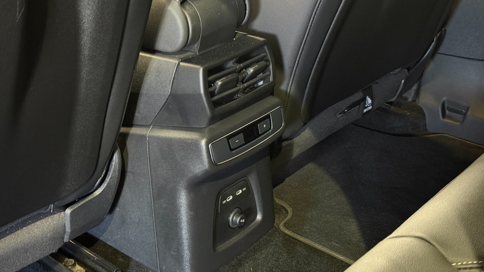 Billede af Audi Q4 e-tron 45 S-line quattro