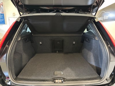 Volvo XC40 P6 ReCharge Core