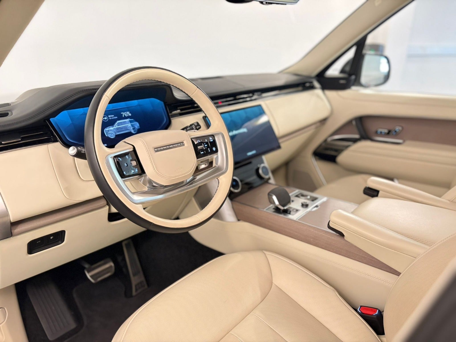 Land Rover – Range Rover