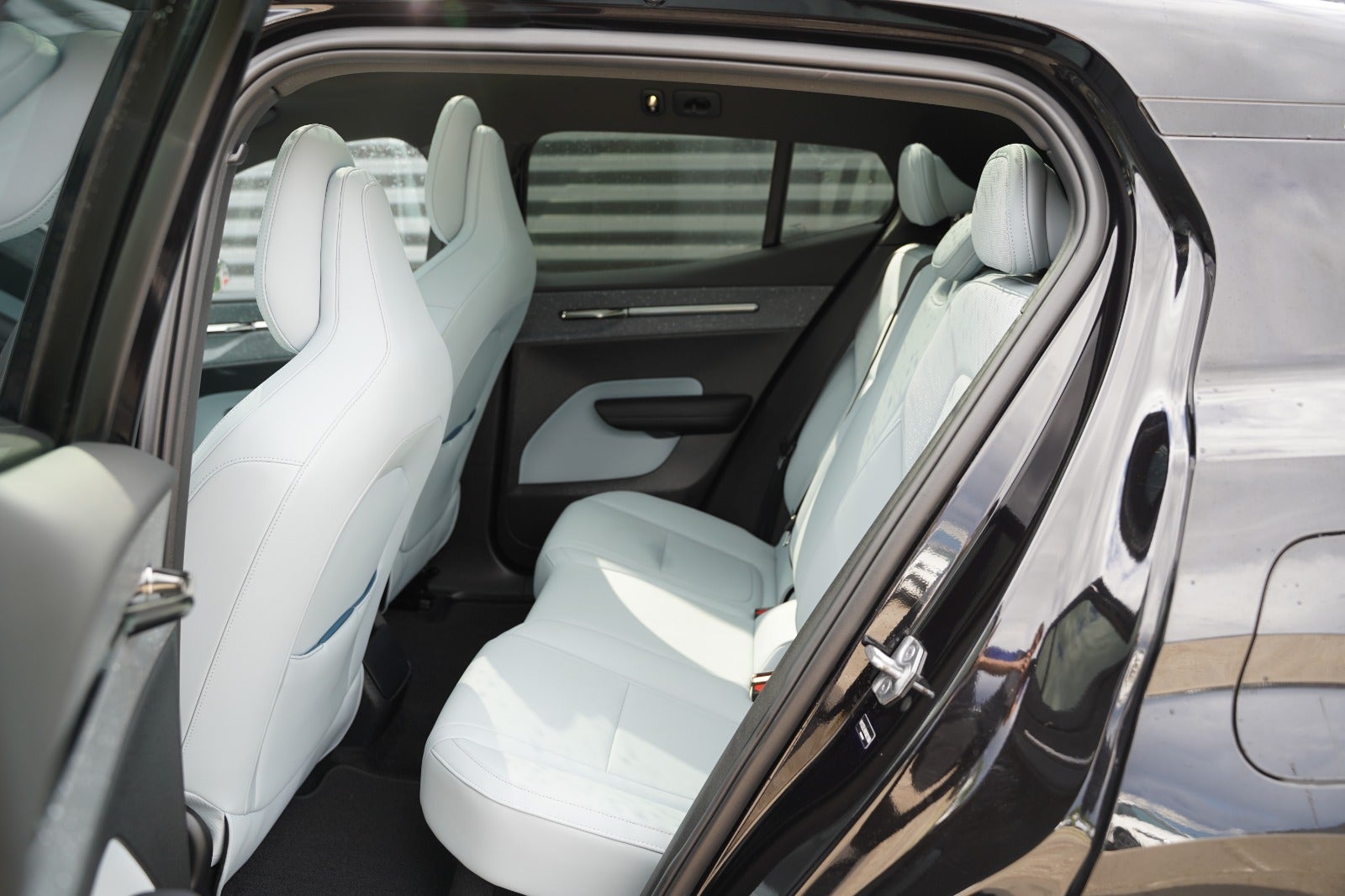 Billede af Volvo EX30  Extended Range Ultra