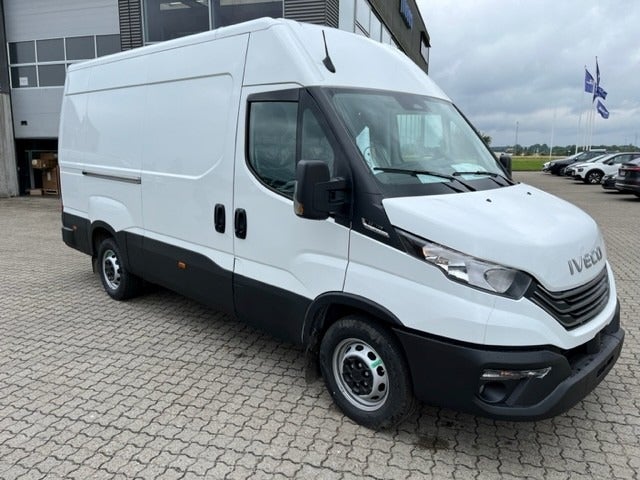 Billede af Iveco Daily 2,3 35S14 12m³ Van