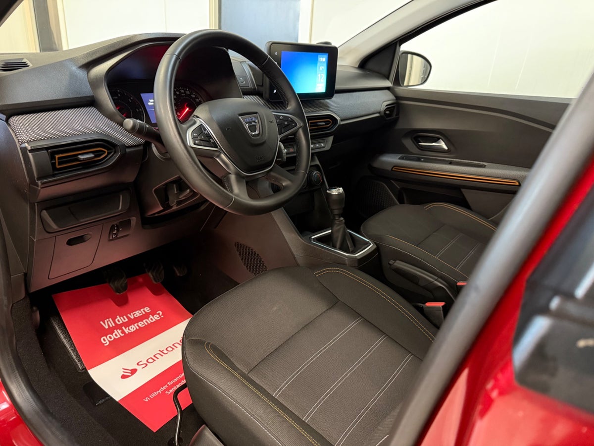 Dacia Sandero Stepway TCe 90 Comfort Dacia Sandero Stepway TCe 90 Comfort