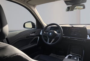 BMW iX1 eDrive20 X-Line