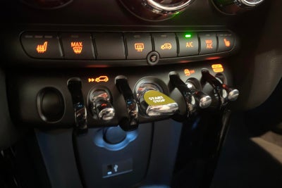 MINI Cooper SE Classic Trim