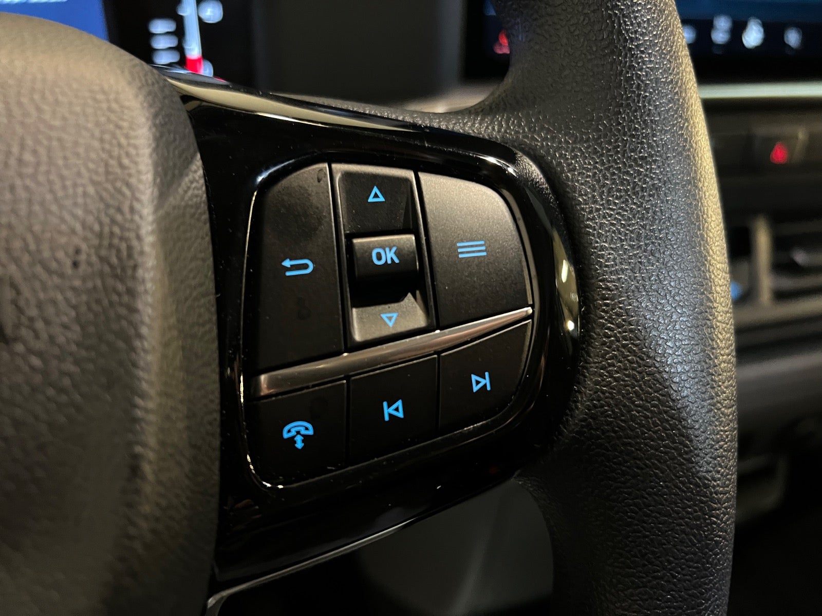 Ford Transit Custom 300L EcoBlue Trend aut.