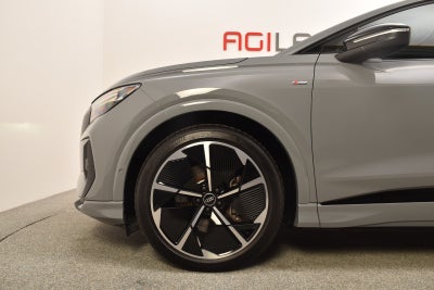 Audi Q4 e-tron S-line