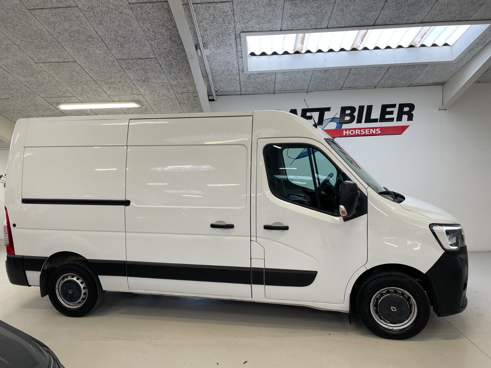 Billede af Renault Master IV T33 2,3 dCi 150 L2H2 Kassevogn