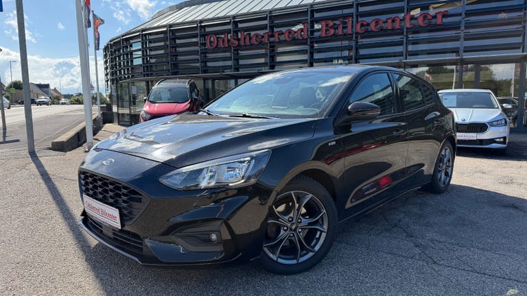 Ford Focus EcoBoost ST-Line