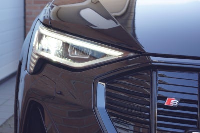 Audi e-tron S quattro