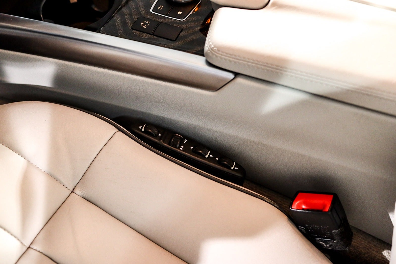 Billede af Mercedes E350 3,0 BlueTEC Avantgarde stc. aut.