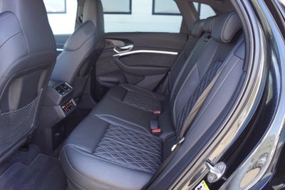 Audi e-tron S quattro