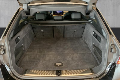 BMW i5 eDrive40 Touring Fully Charged