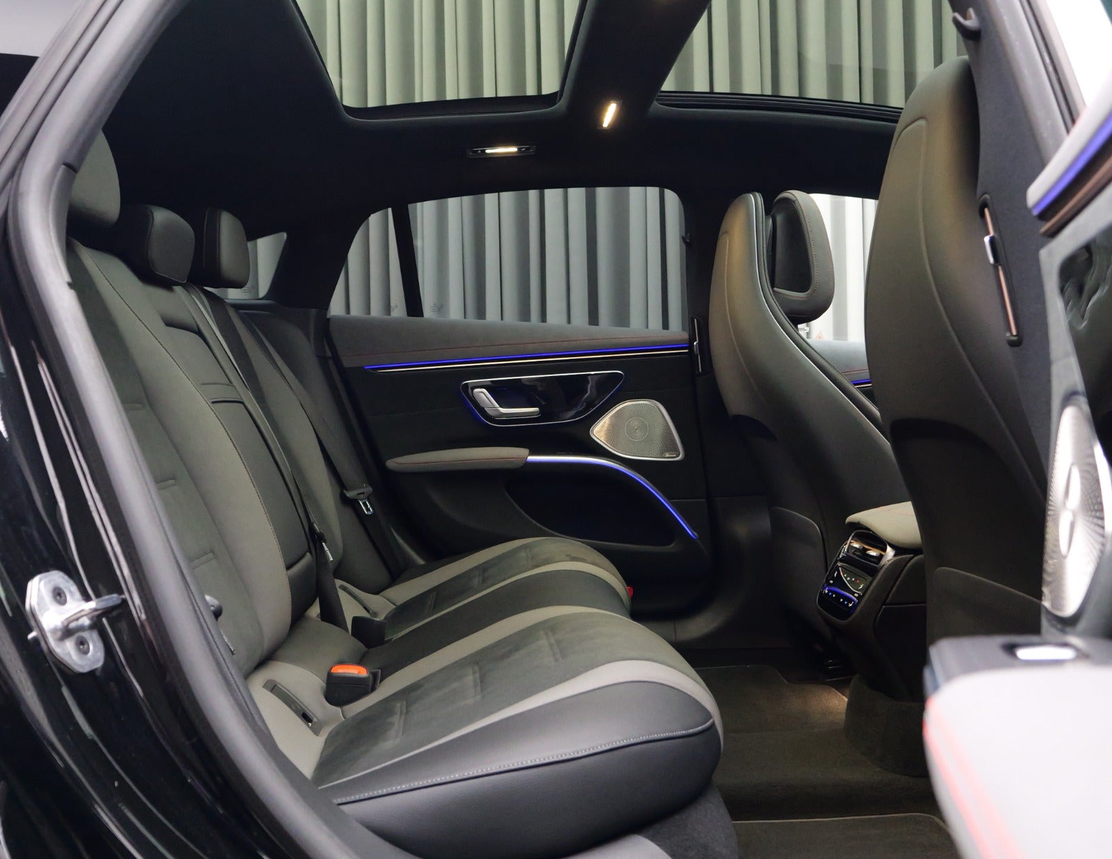 Mercedes EQS350 AMG Line