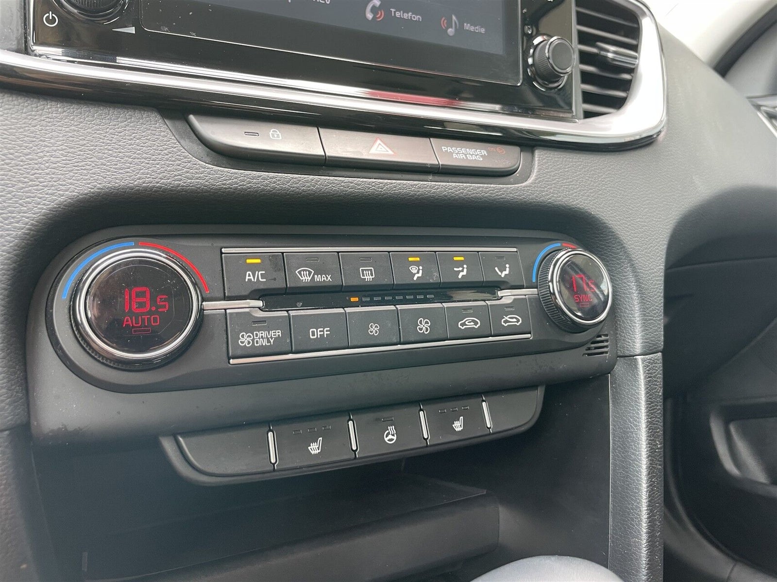 Kia Ceed PHEV Prestige SW DCT