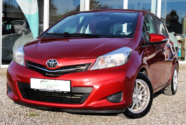 Toyota Yaris VVT-i T2 Van