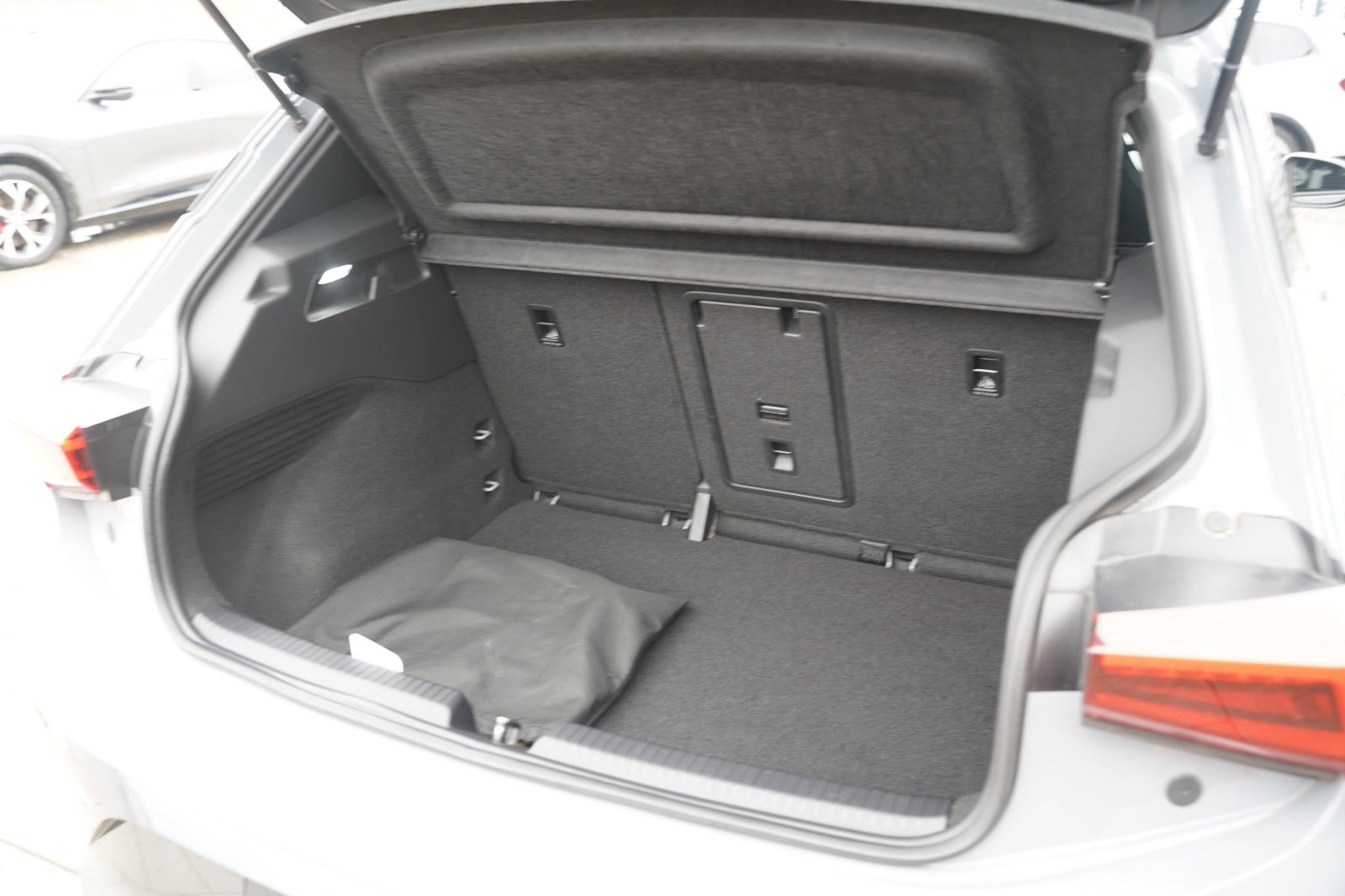 Billede af Cupra Born 58 e-Boost Dinamica Pack High