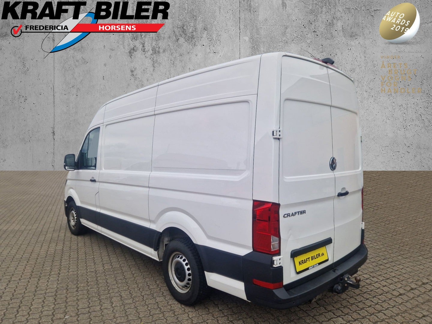 Billede af VW Crafter 35 2,0 TDi 177 Kassevogn L3H2 aut.