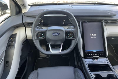 Ford Explorer Premium Extended Range