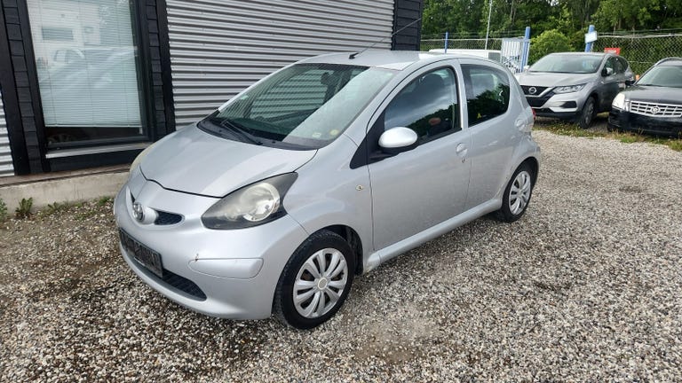 Toyota Aygo Plus Blue II MMT