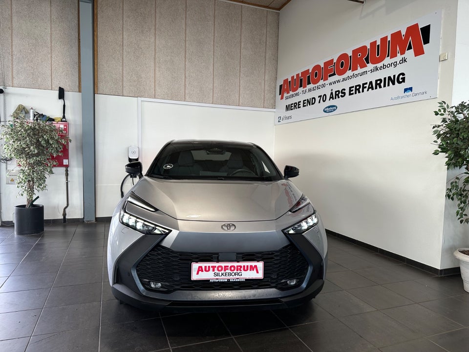 Toyota C-HR, Billede 2