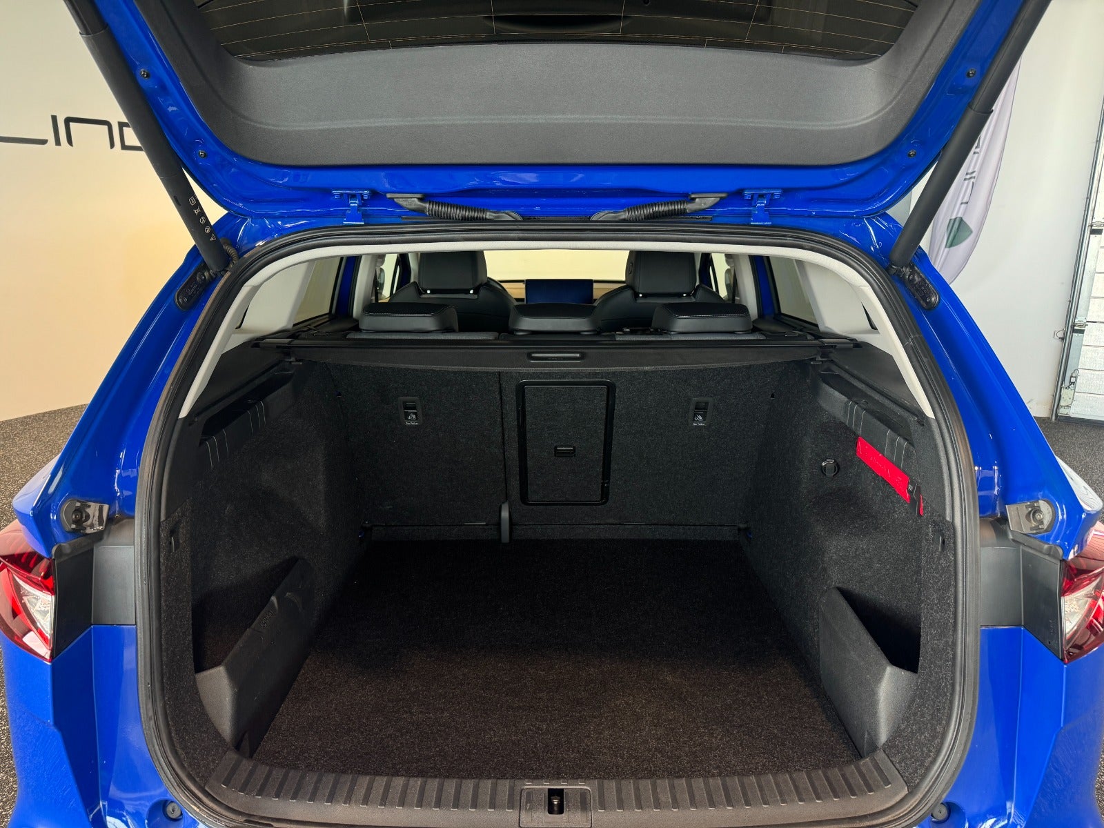 Skoda Enyaq 85 iV Premium 5d - 11