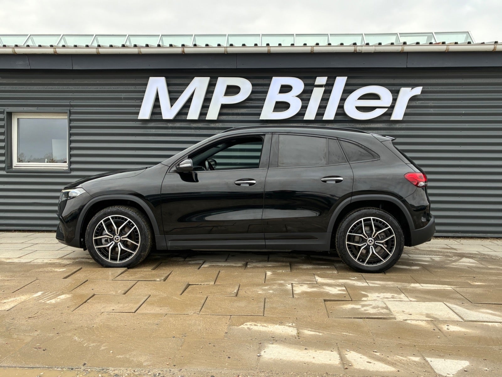 Billede af Mercedes EQA250+ AMG Line