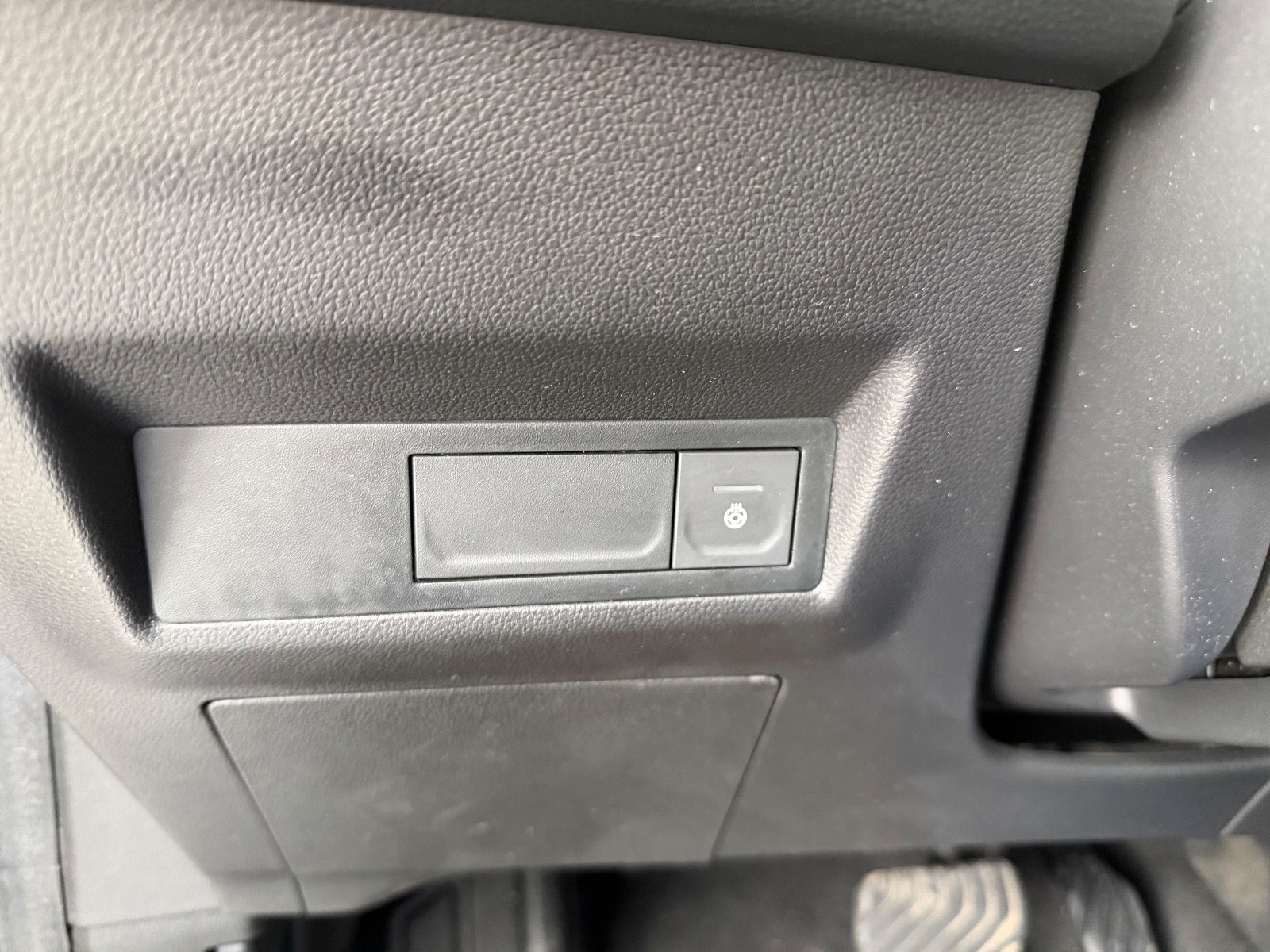 Billede af Renault Captur 1,6 E-Tech Intens