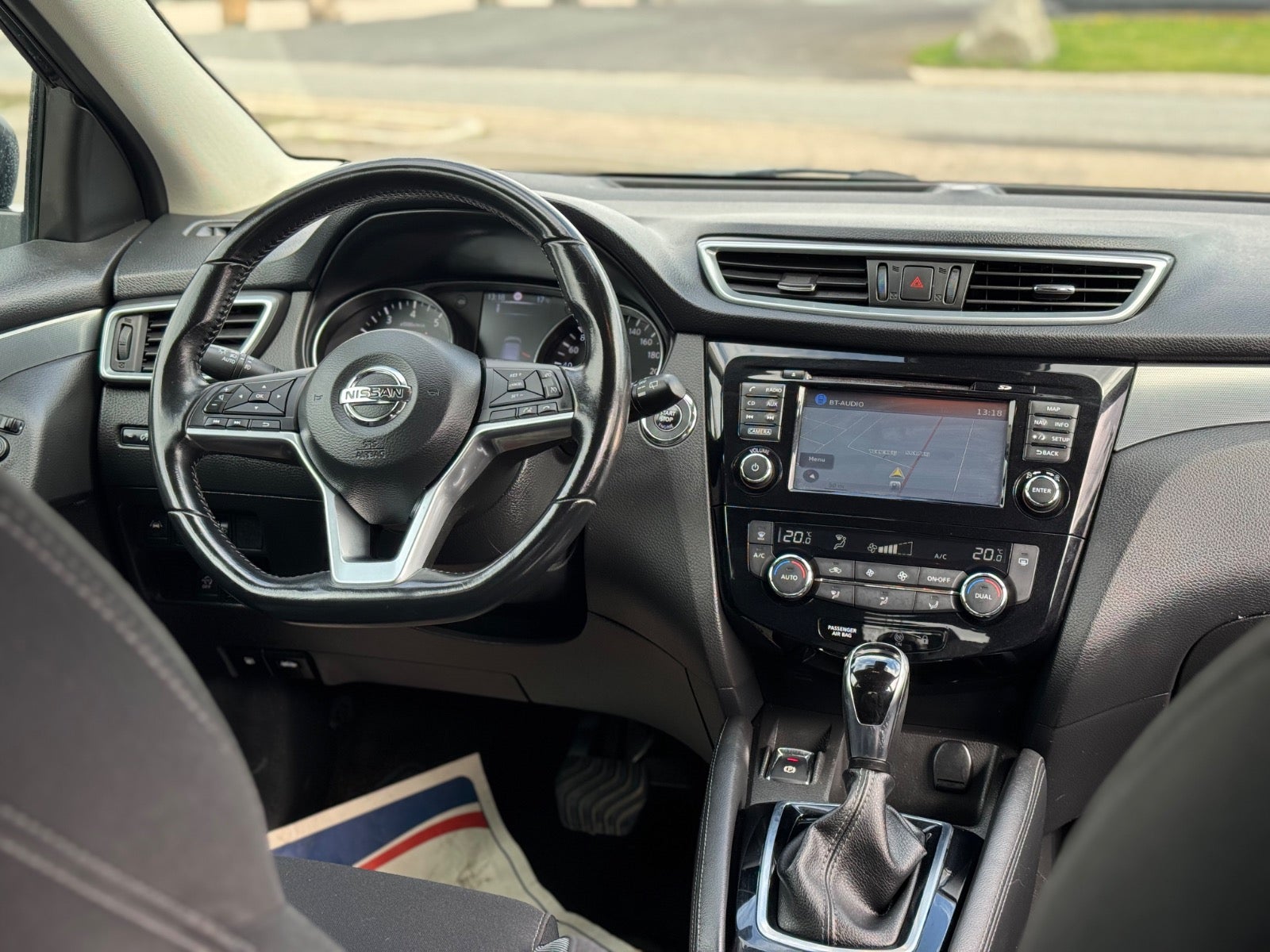 Billede af Nissan Qashqai 1,2 Dig-T 115 N-Connecta X-tr.
