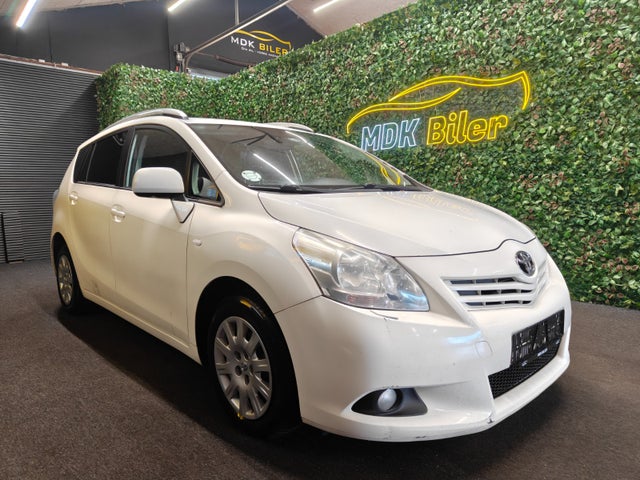Toyota Sportsvan 2,0 D-4D T2