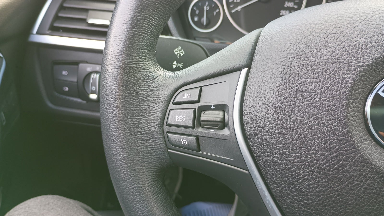 Billede af BMW 320i 2,0 Touring Advantage aut.