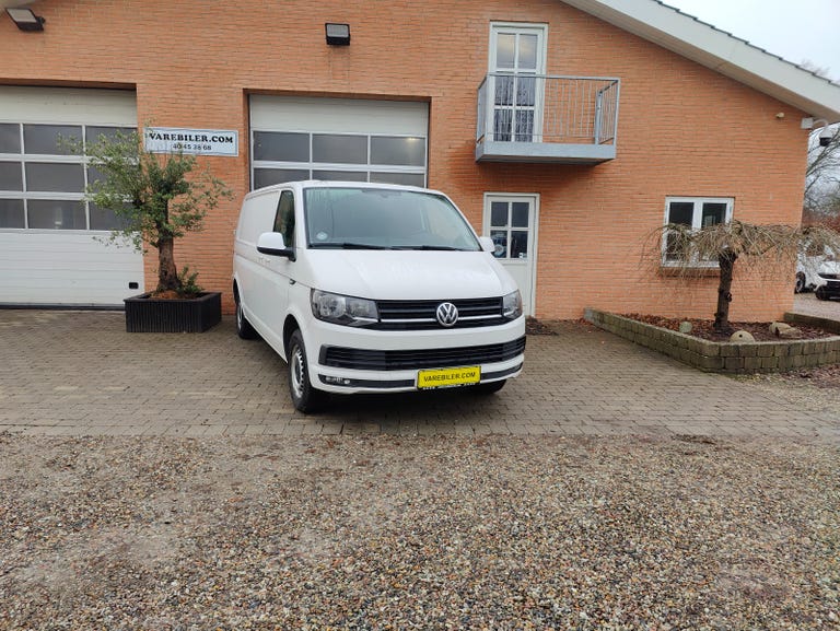 VW Transporter TDi 150 Kassevogn DSG lang