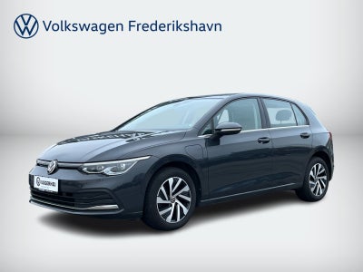 VW Golf VIII 1,4 eHybrid DSG 5d