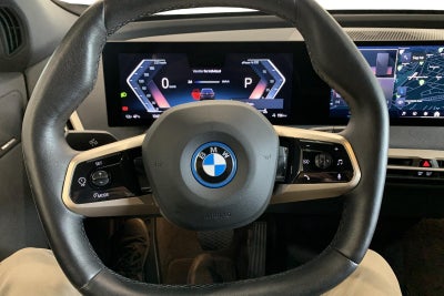 BMW iX xDrive40 Supercharged