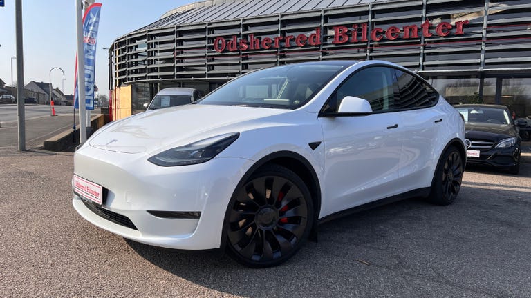 Tesla Model Y Performance AWD