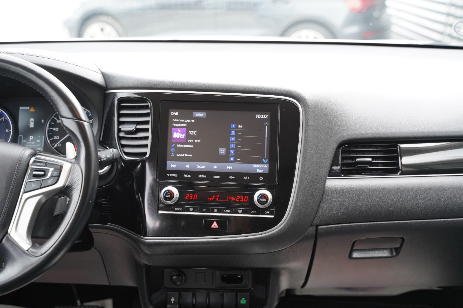 Billede af Mitsubishi Outlander 2,4 PHEV Inform+ CVT 4WD