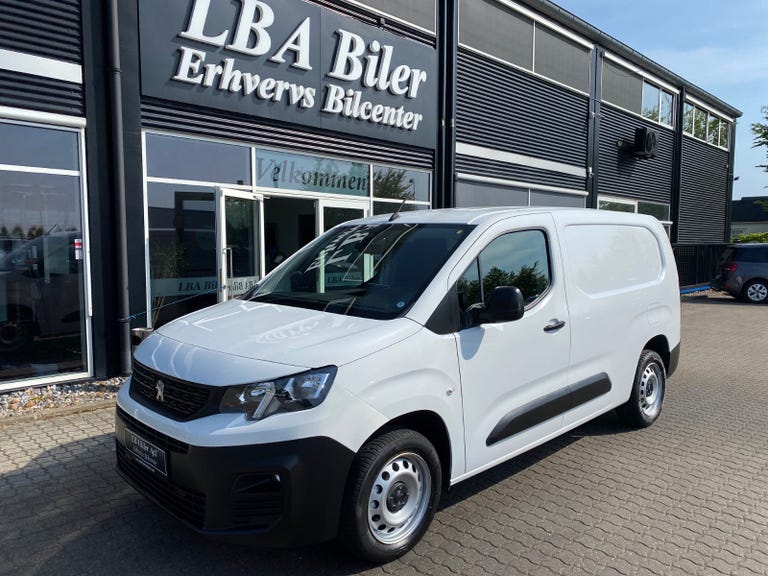 Peugeot Partner BlueHDi 100 L2V2 Plus Van
