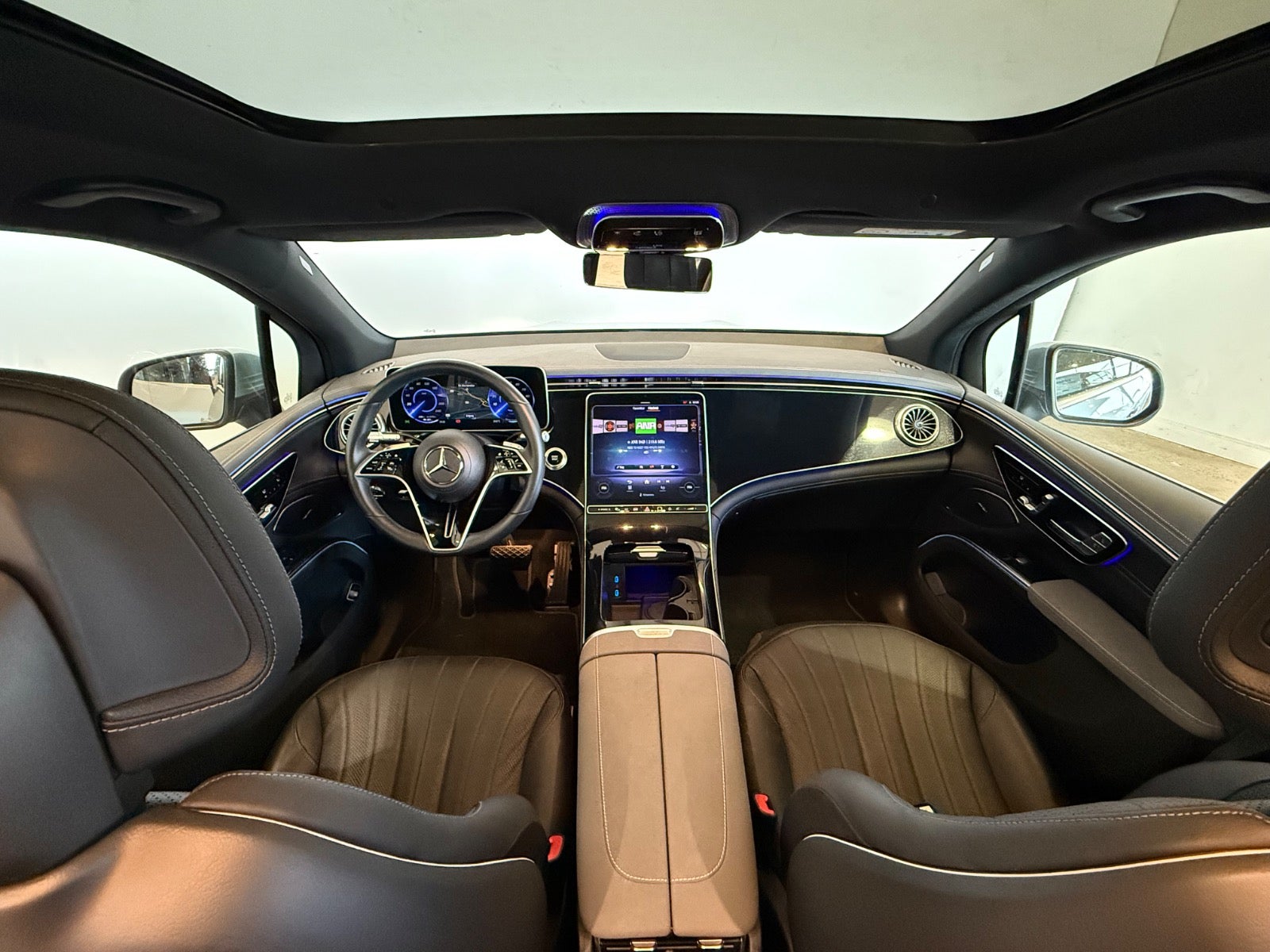 Mercedes EQS450+ SUV
