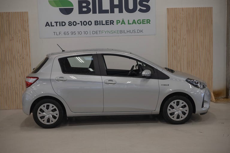 Toyota Yaris Hybrid H2 e-CVT