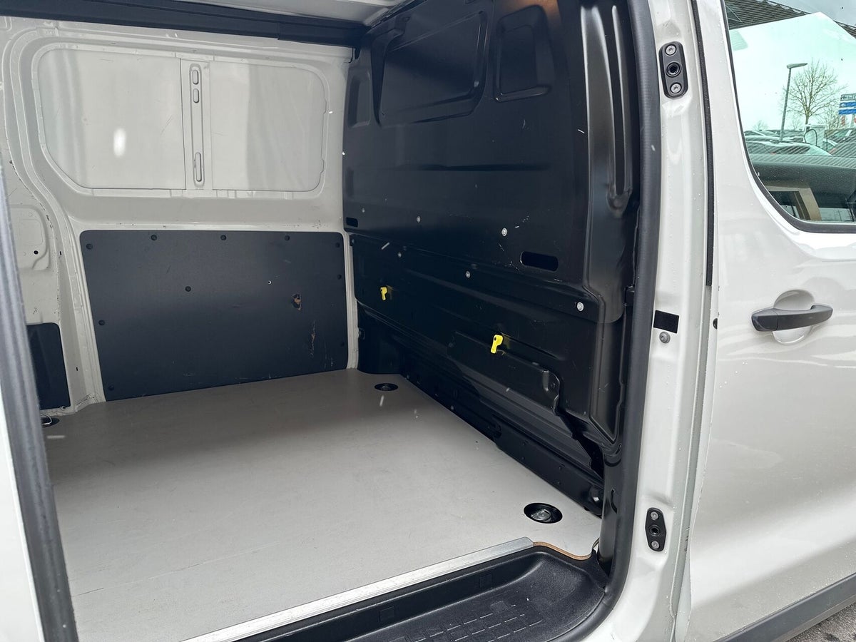 Peugeot e-Expert L2 Plus Van billede 19